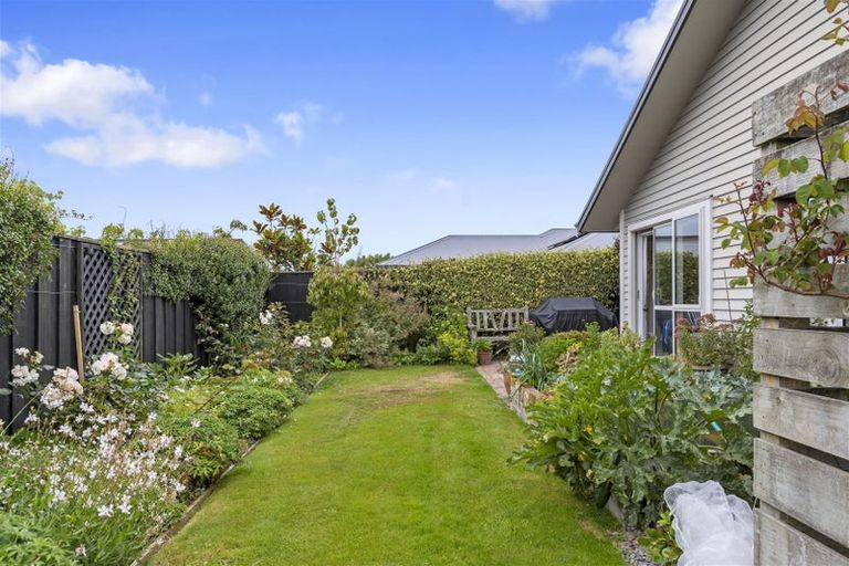 Photo of property in 16 Hakatere Road, Pegasus, 7612