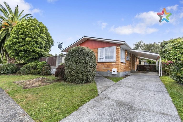 Photo of property in 30 Akron Grove, Totara Park, Upper Hutt, 5018