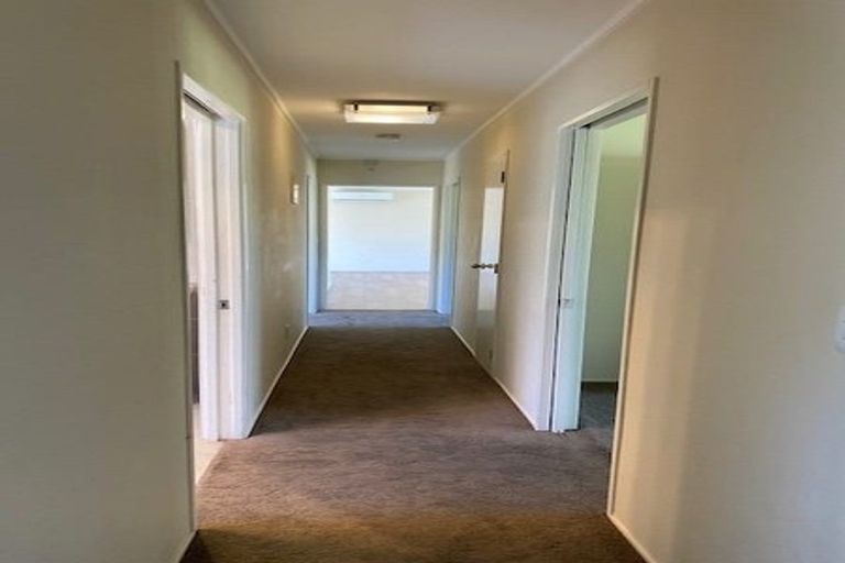 Photo of property in 1/7 Nakhle Place, Manurewa, Auckland, 2105