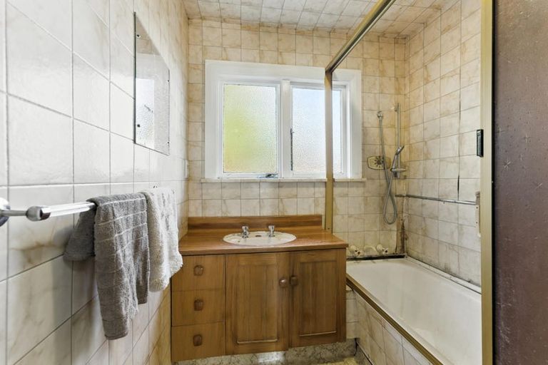 Photo of property in 102 Cressy Terrace, Corsair Bay, Lyttelton, 8082