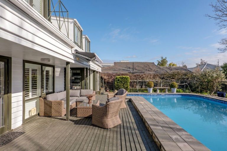 Photo of property in 63 Glandovey Road, Fendalton, Christchurch, 8052