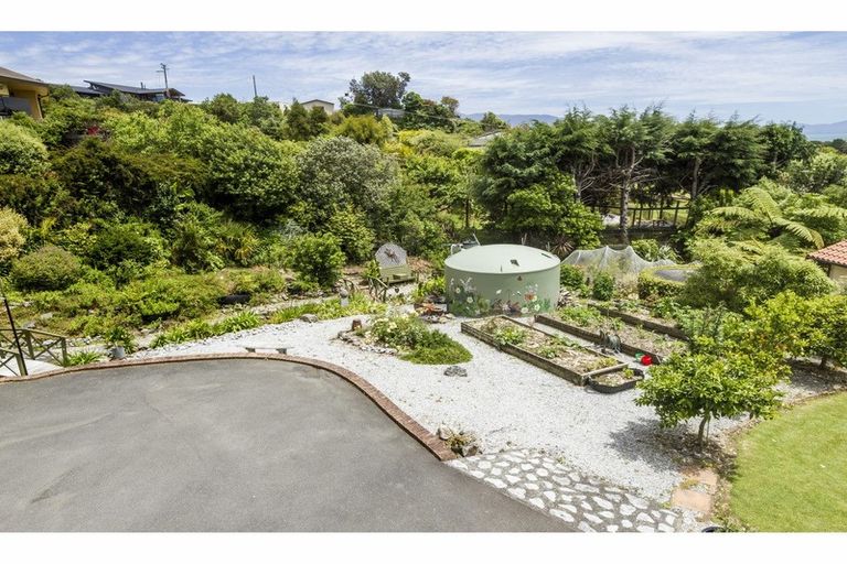 Photo of property in 5 Paradise Way, Pohara, Takaka, 7183
