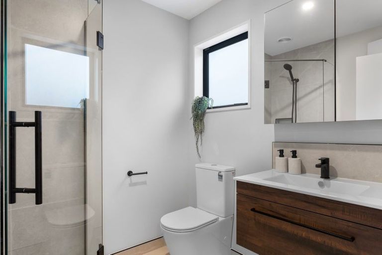 Photo of property in 2/162 Springfield Road, St Albans, Christchurch, 8014