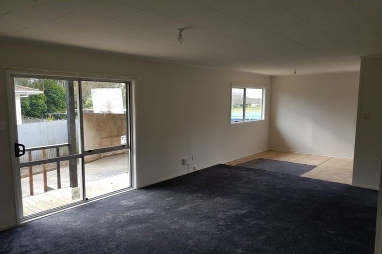 Photo of property in 13 Silverstone Place, Henderson, Auckland, 0612