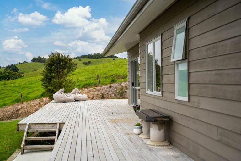 Photo of property in 571 Shoemaker Road, Waipu, 0582