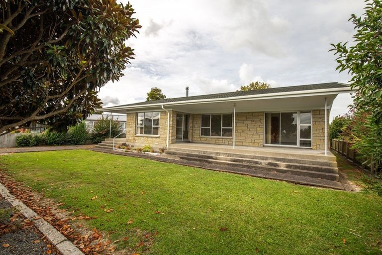 Photo of property in 9 Arapito Street, Ngatea, 3503