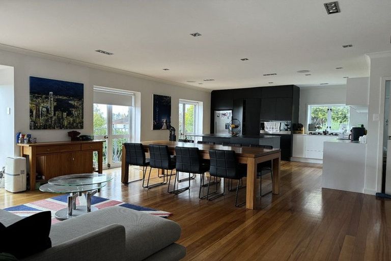 Photo of property in 152 Lake Crescent, Hamilton Lake, Hamilton, 3204