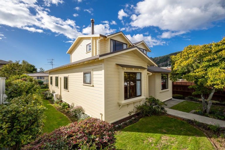 Photo of property in 37 Cambria Street, The Wood, Nelson, 7010