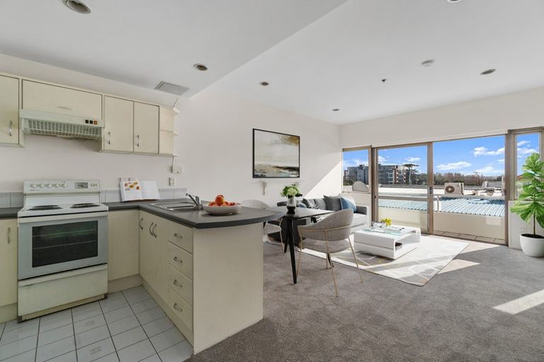 Photo of property in 3d/15 Auburn Street, Takapuna, Auckland, 0622