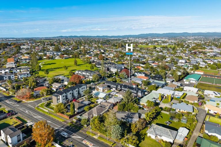 Photo of property in 116 Kervil Avenue, Te Atatu Peninsula, Auckland, 0610