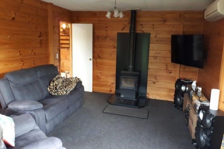 Photo of property in 21 Bunting Place, Woodend, 7610