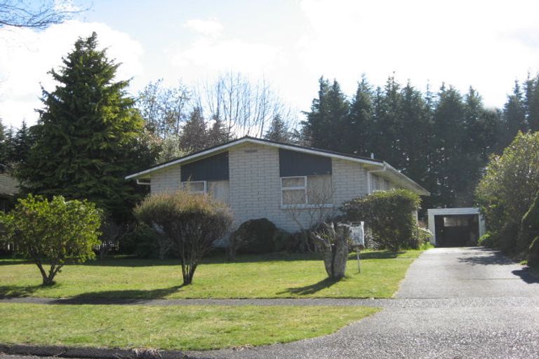 Photo of property in 27 Te Iwiheke Place, Turangi, 3334