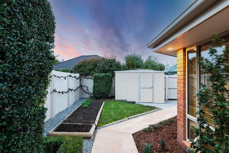 Photo of property in 1 Becmead Drive, Harewood, Christchurch, 8051