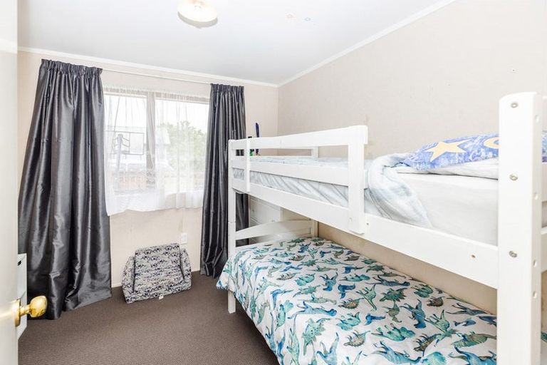 Photo of property in 27h Breckons Avenue, Nawton, Hamilton, 3200