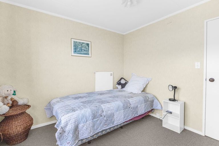 Photo of property in 2 Hodge Place, Aramoho, Whanganui, 4500