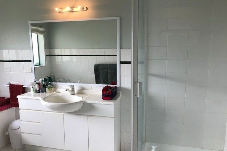 Photo of property in 149 Millhouse Drive, Golflands, Auckland, 2013