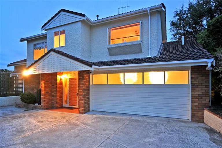 Photo of property in 3 The Glen, Hokowhitu, Palmerston North, 4410
