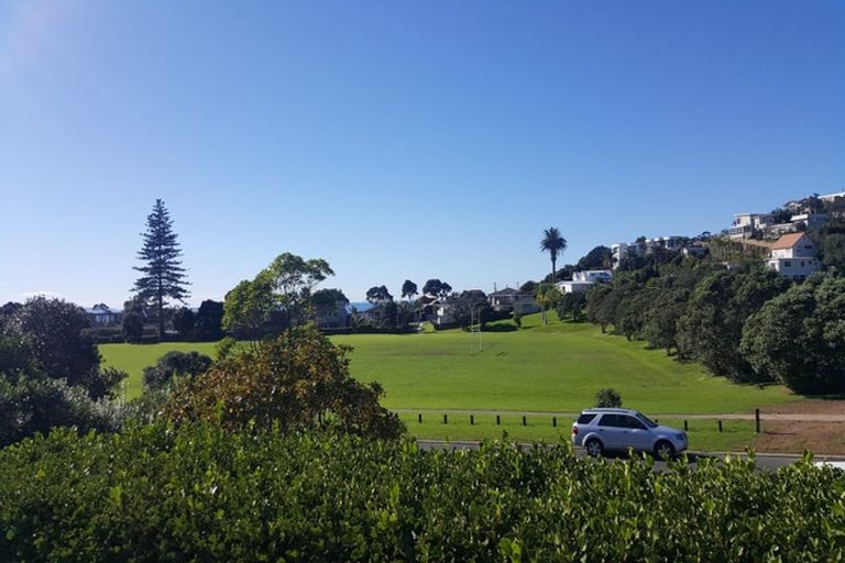 Photo of property in 23 William Bayes Place, Red Beach, 0932