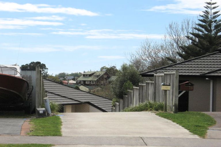 Photo of property in 15 Peregrine Place, Welcome Bay, Tauranga, 3112