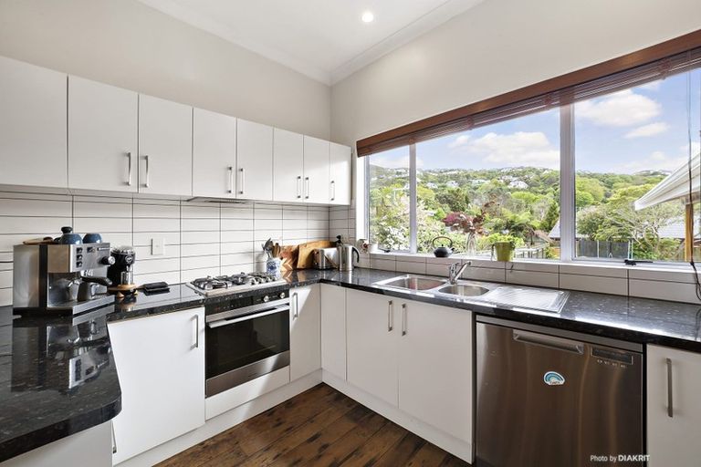 Photo of property in 5 Cashmere Avenue, Khandallah, Wellington, 6035