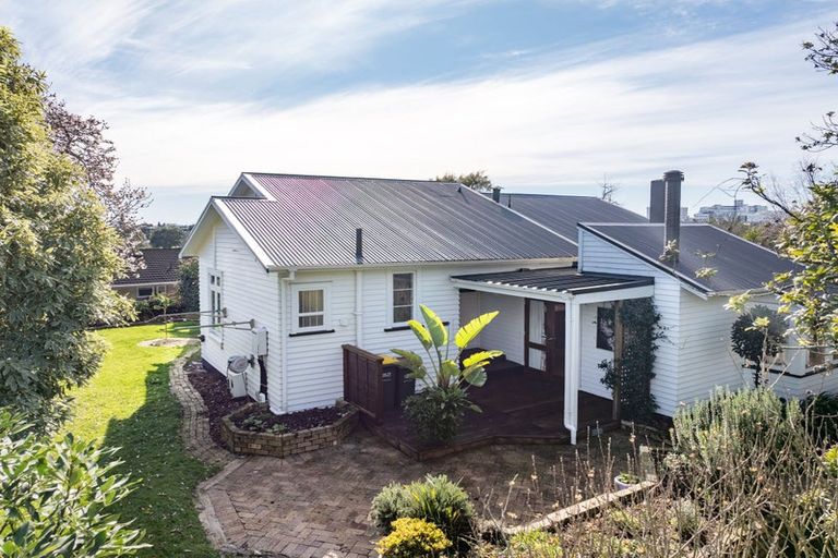 Photo of property in 10 Corrin Street, Melville, Hamilton, 3206