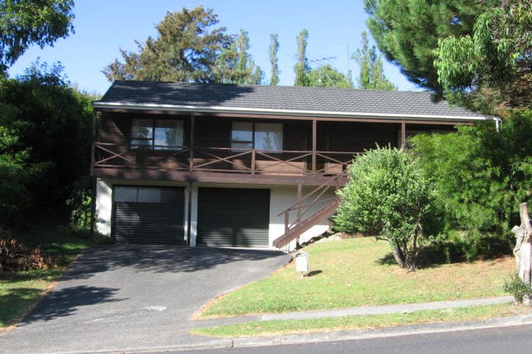 Photo of property in 3 Squirrel Lane, Browns Bay, Auckland, 0630