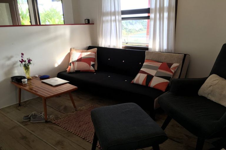 Photo of property in 53 Wellington Street, Russell, 0202