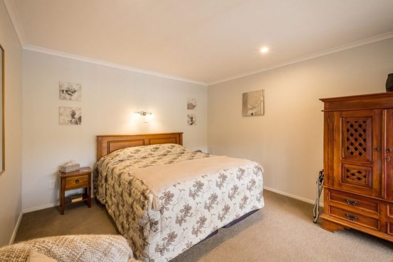 Photo of property in 4a Rutland Street, Picton, 7220