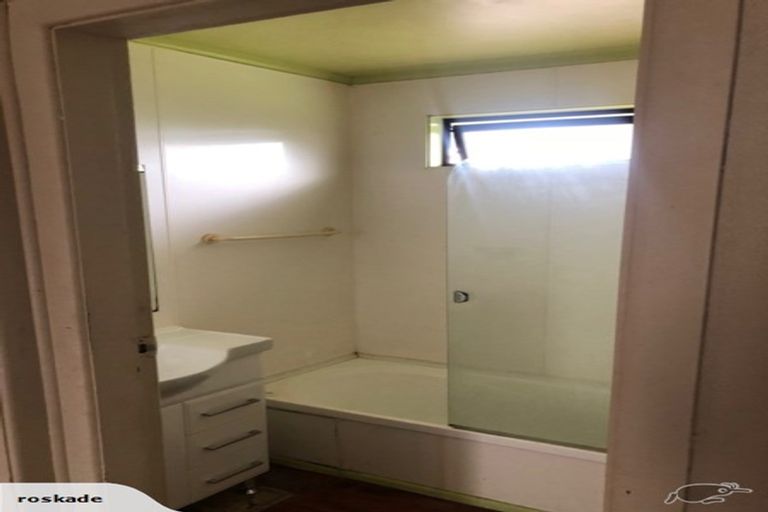 Photo of property in 42 Kirton Crescent, Manurewa, Auckland, 2102