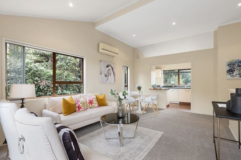 Photo of property in 1/807 East Coast Road, Northcross, Auckland, 0630