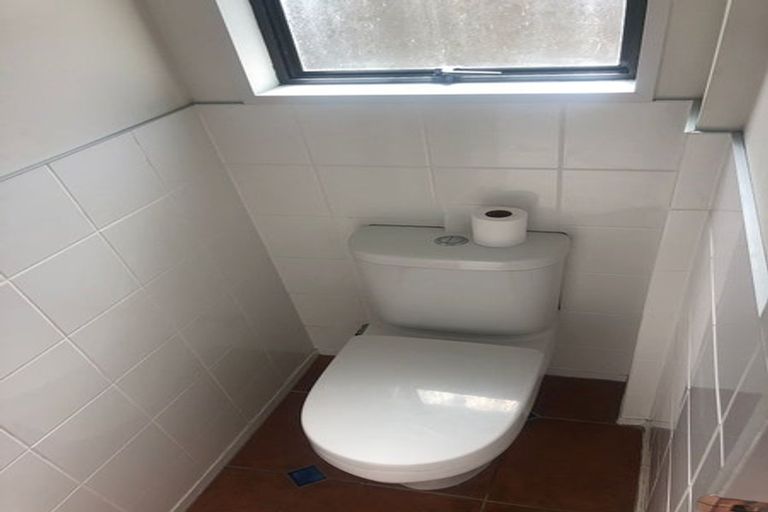 Photo of property in 20a Queen Road, Bellevue, Tauranga, 3110