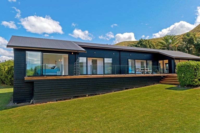 Photo of property in 13 Sandy Cove, Wainui, Gisborne, 4010