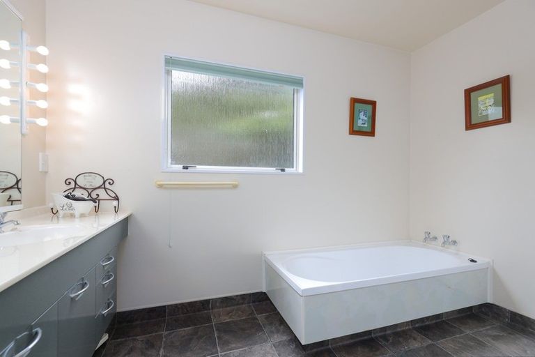 Photo of property in 39 Ledbury Road, Atawhai, Nelson, 7010