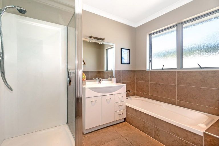 Photo of property in 23 Margaret Place, Lytton West, Gisborne, 4010