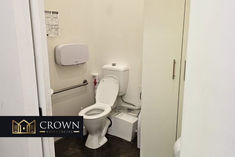 Photo of property in 103b Thorndon Quay, Pipitea, Wellington, 6011