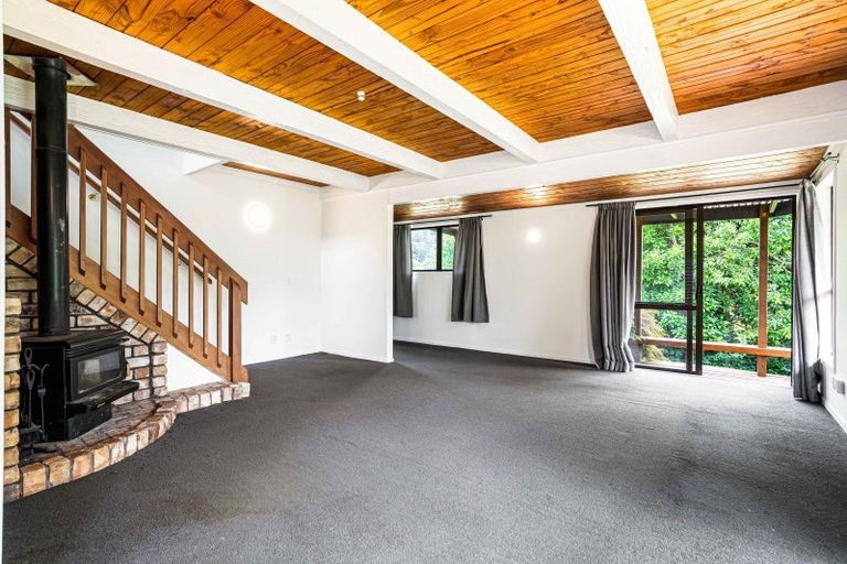 Photo of property in 111 Tobie Place, Whangamata, 3620