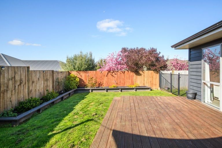 Photo of property in 14 Stonebridge Heights, Feilding, 4702