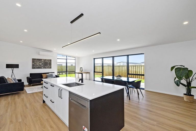 Photo of property in 20 Dynes Road, Rolleston, 7615