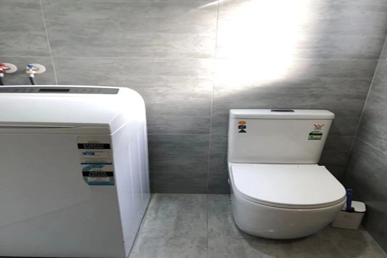 Photo of property in 65 Kennedy Avenue, Forrest Hill, Auckland, 0620