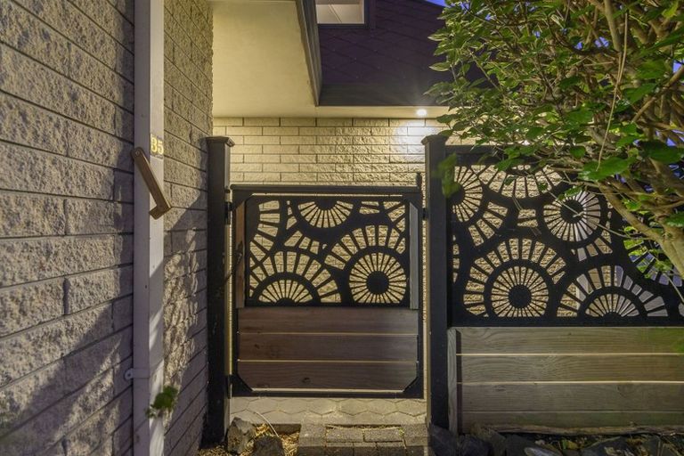 Photo of property in 35 Ruamoana Place, Omokoroa, 3114