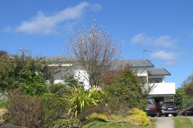 Photo of property in 3 Gladstone Grove, Richmond Heights, Taupo, 3330