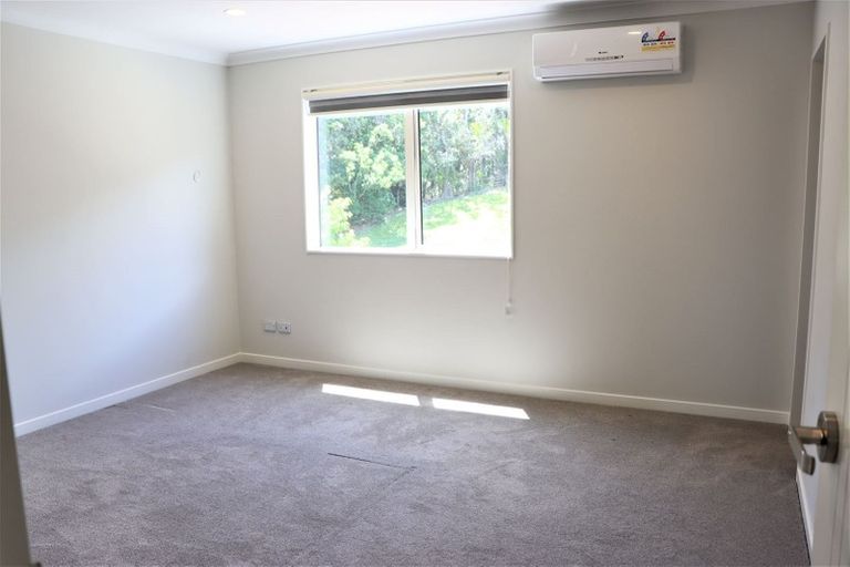 Photo of property in 1 Beatrice Place, Flat Bush, Auckland, 2016