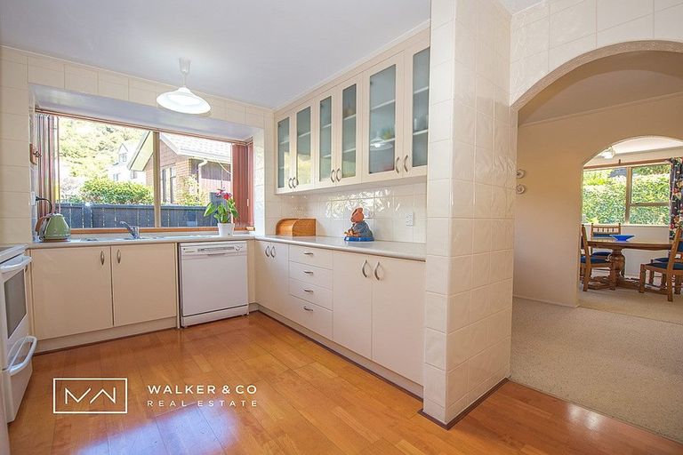 Photo of property in 10 Pioneer Grove, Silverstream, Upper Hutt, 5019