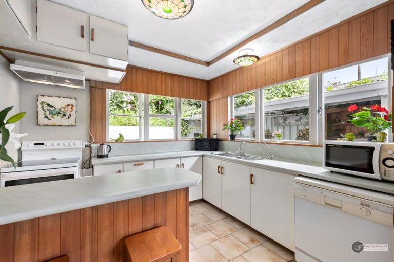 Photo of property in 6 Puriri Street, Wainuiomata, Lower Hutt, 5014