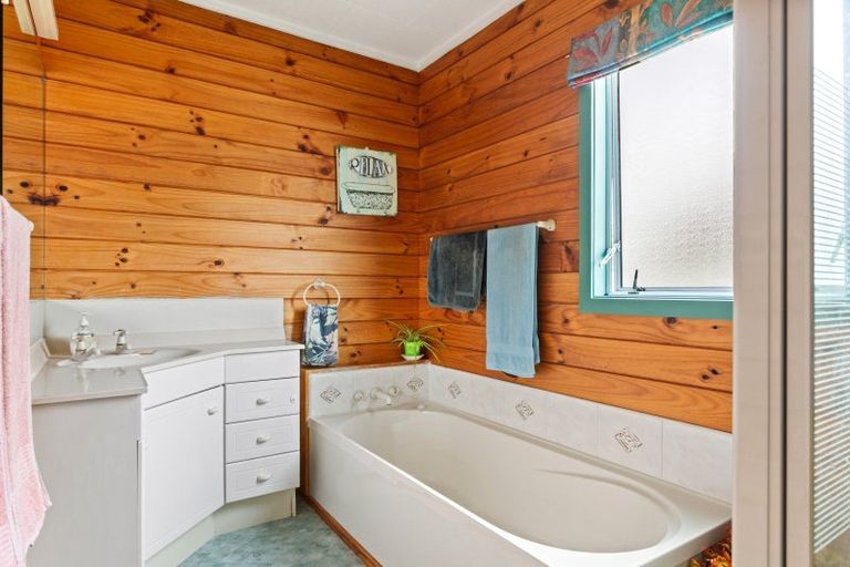 Photo of property in 26 Ruru Avenue, Lytton West, Gisborne, 4010