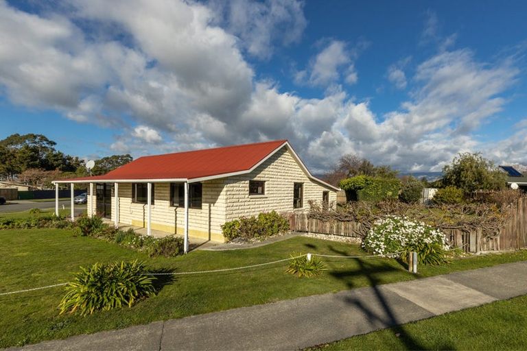 Photo of property in 1 Kowhai Drive, Renwick, 7204