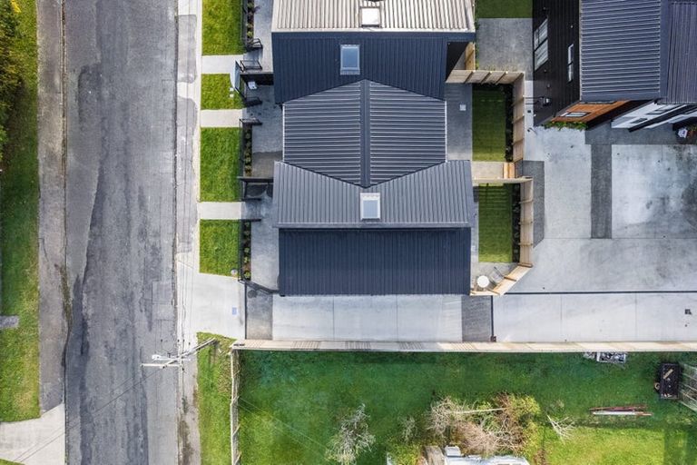 Photo of property in 3/24 Bull Avenue, Wainuiomata, Lower Hutt, 5014