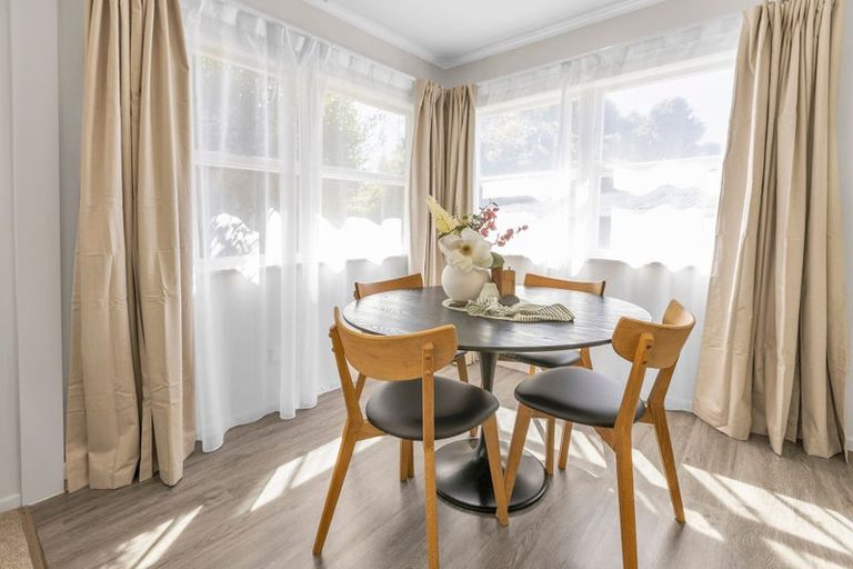 Photo of property in 2 Werrina Crescent, Mangakakahi, Rotorua, 3015