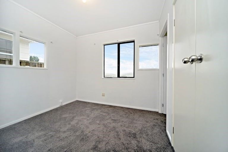 Photo of property in 25 Hillcrest Road, Hatfields Beach, Orewa, 0931