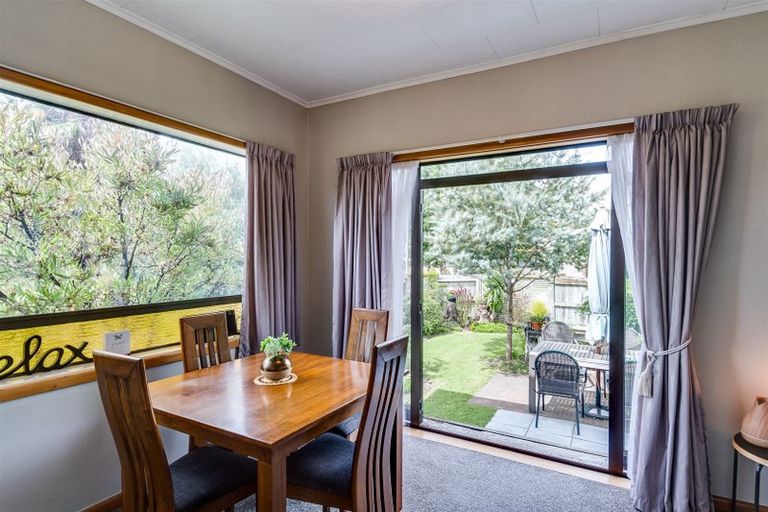 Photo of property in 5 Flanders Avenue, Onekawa, Napier, 4110